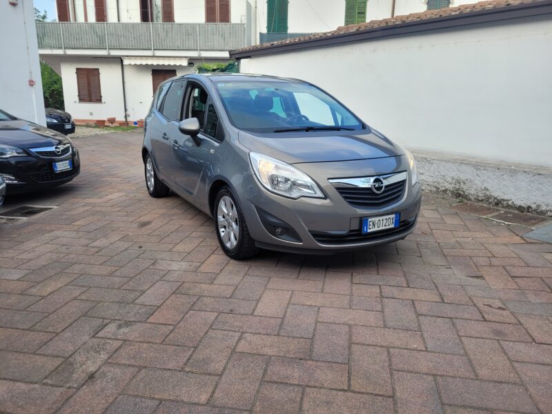 Opel Meriva 1.4 turbo gpl