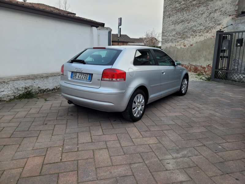 Audi A3 1.6 benzina