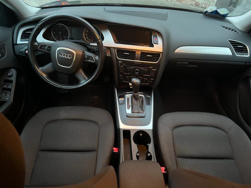 AUDI A4 CAMBIO AUTOMATICO UNICO PROPRIETARIO