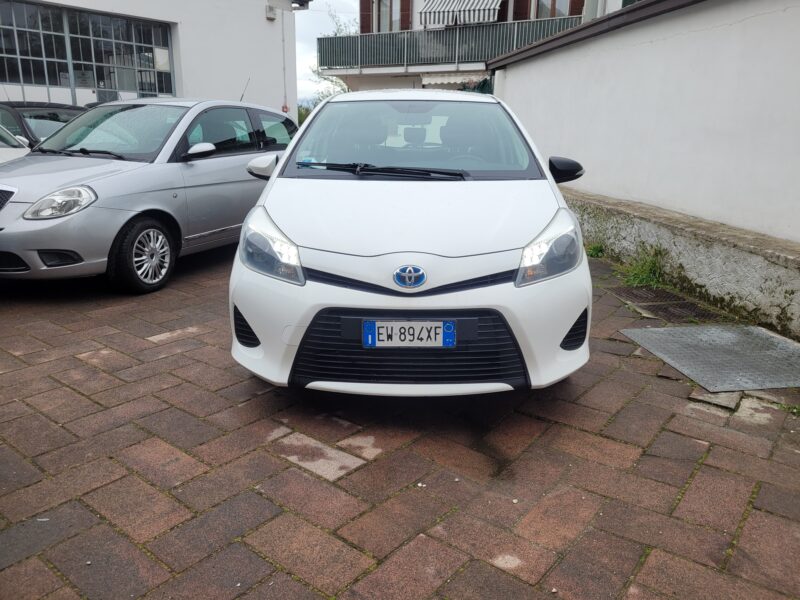 Toyota yaris ibrida unico proprietario