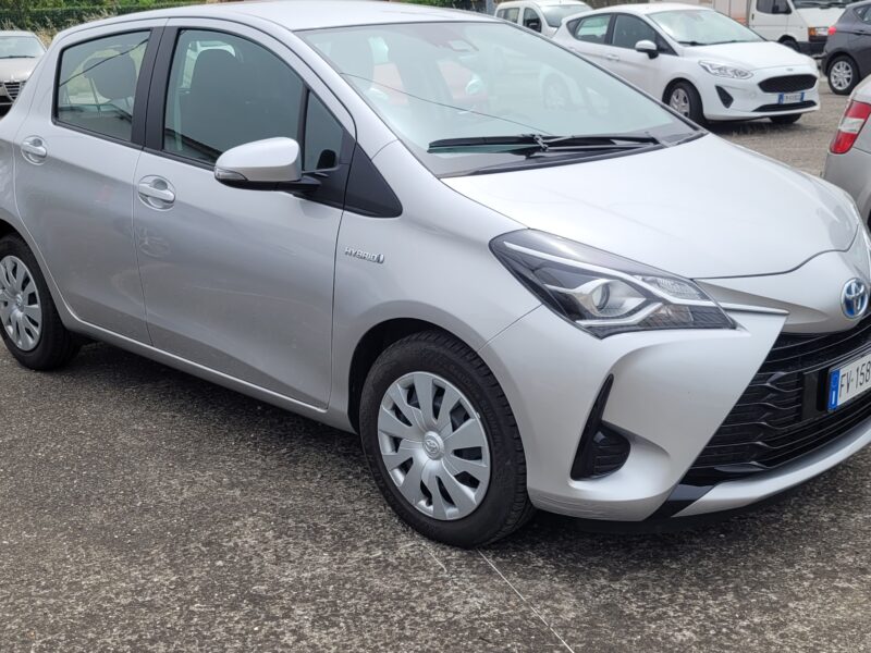 Toyota yaris ibrida 2019 unico proprietario