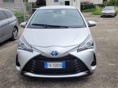 Toyota yaris ibrida 2019 unico proprietario