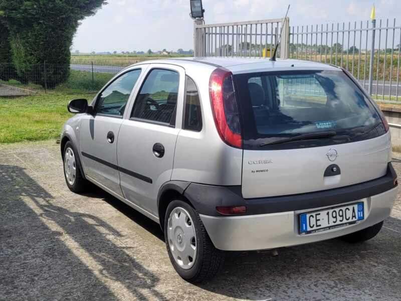 Opel Corsa 1.0i 12V cat 5 porte Edition