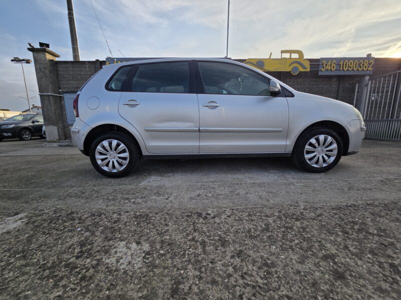 Volkswagen Polo 1.4/75CV 16V 5p. Comfortline