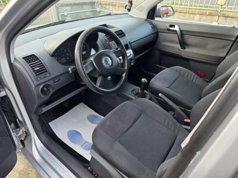 Volkswagen Polo 1.4/75CV 16V 5p. Comfortline